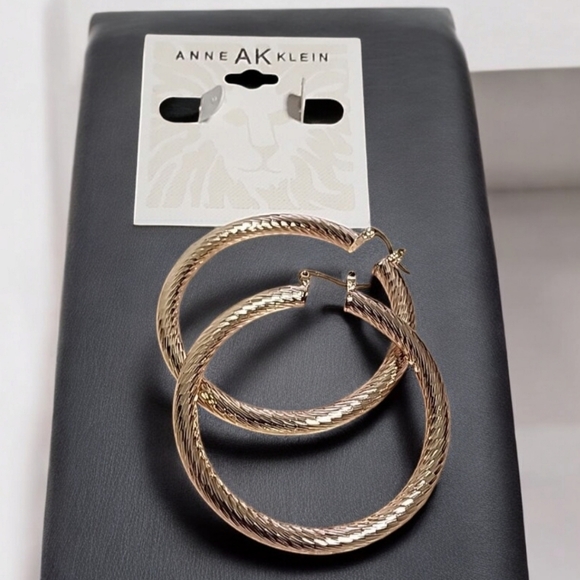ANNE KLEIN Large Gold Hoops 60mm 2.38" Etched Textured Hoop Earrings Luxe Vibe - Picture 9 of 12